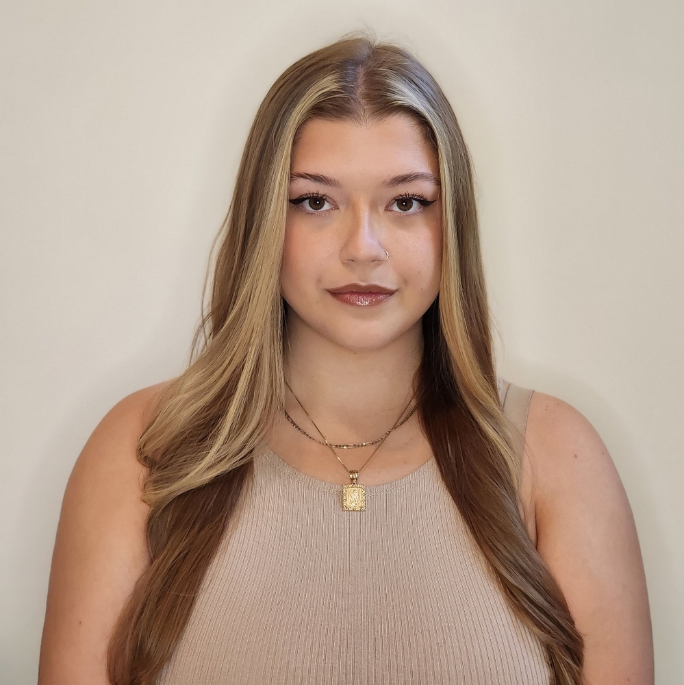 Meet your Posher, Gina